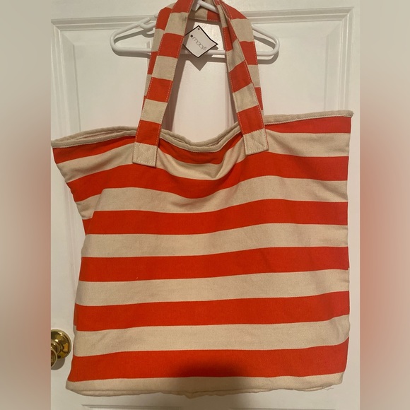 Macy shopping tote orange and tan NWT - Picture 2 of 7